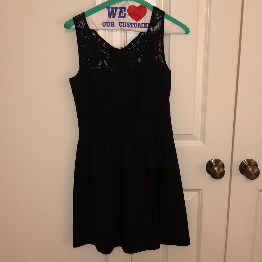 black lily pulitzer lace dress